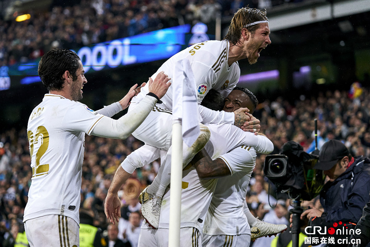 本届欧冠中 本届欧冠中