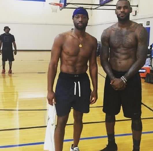 显然只是石 显然只是石