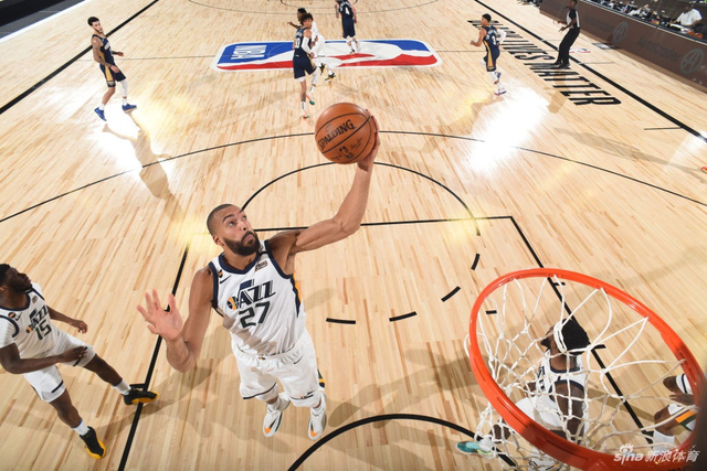 年轻运动员 年轻运动员