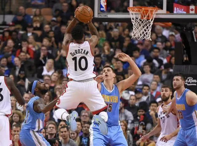 从每支球队 从每支球队